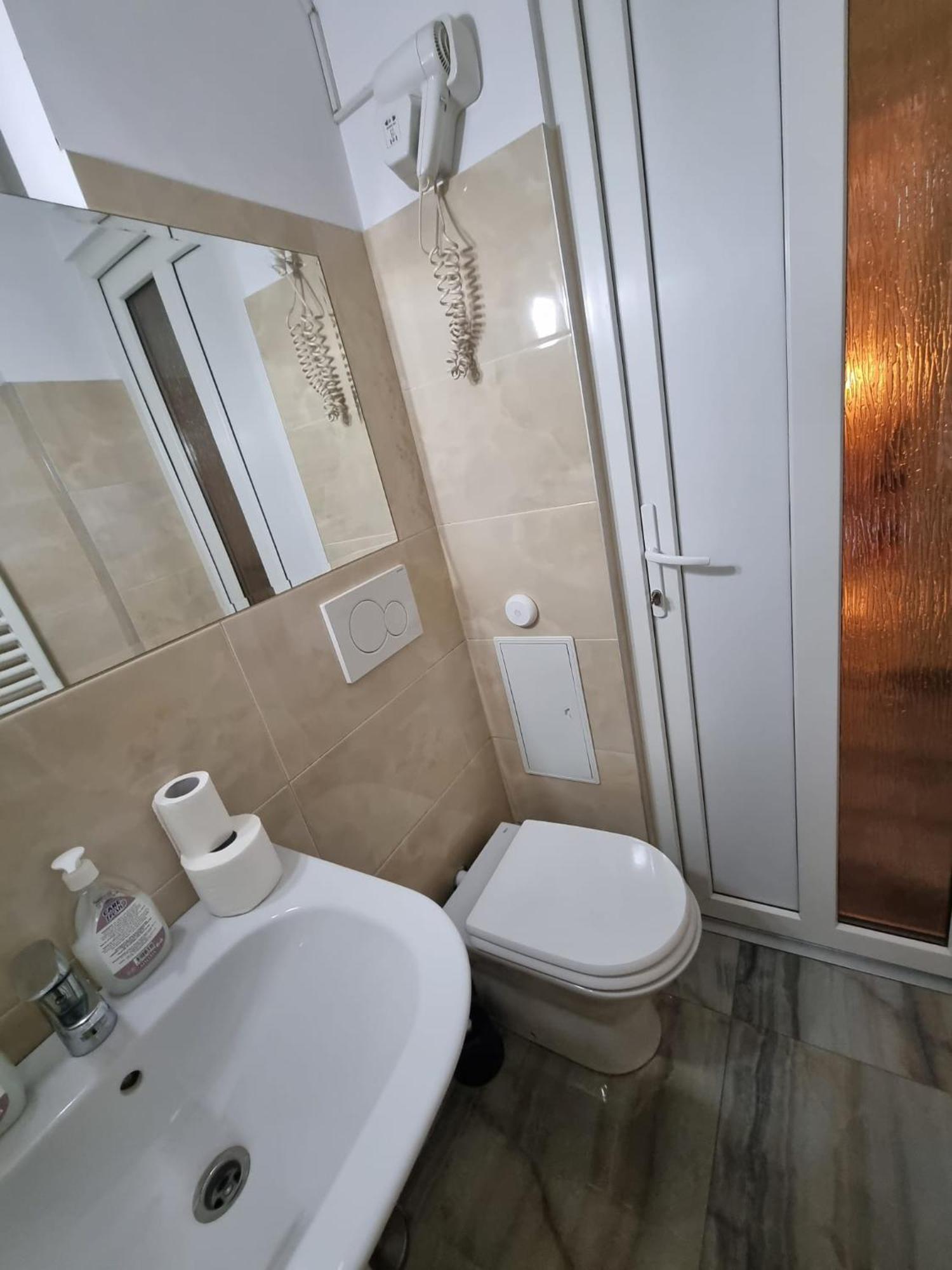 Golden Studio- Panoramic View With Terrace Bucureşti Exterior foto